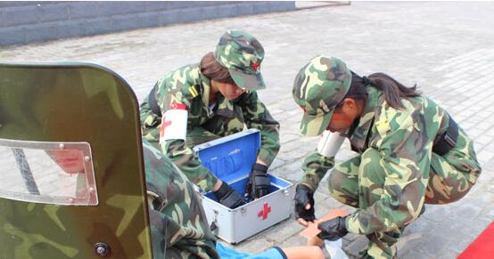 軍事夏令營和軍訓(xùn)的區(qū)別是什么？